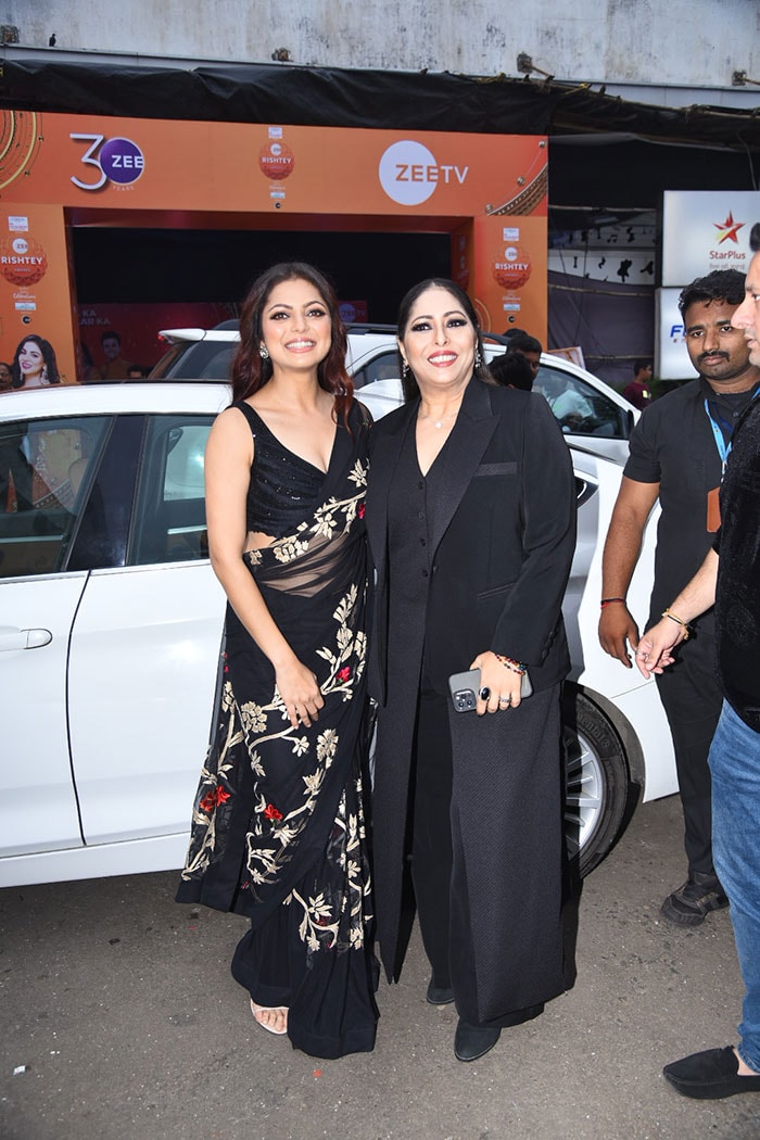 Rupali Ganguly, Drashti Dhami And Other Stars Lit Up An Awards Red Carpet Like This