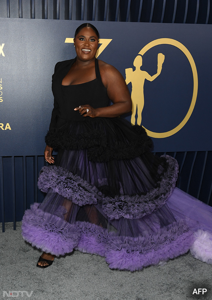 Danielle Brooks wore a black and purple gown for the award night. (Image Courtesy: AFP)