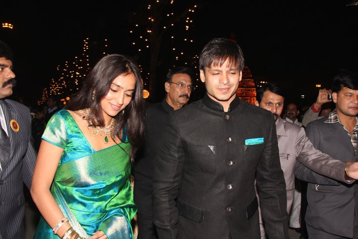 Actor Vivek Oberoi with his wife Priyanka Alva at Sahara wedding