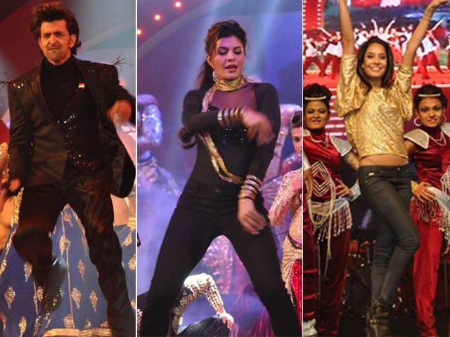 Photo : The Bollywood Effect at Saifai: Hrithik, Jacqueline, Lisa Dance