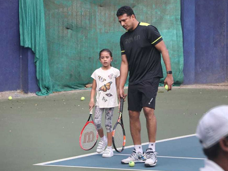 Some Cute Pics Of Lara Dutta And Mahesh Bhupathi's Daughter Saira From The Tennis Court