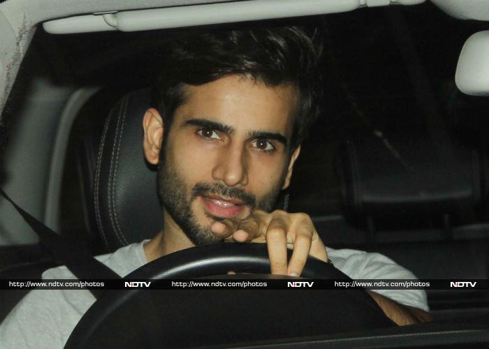 TV actor Karan Tacker, who is reportedly reading scripts to make a Bollywood debut, also came to watch the film.