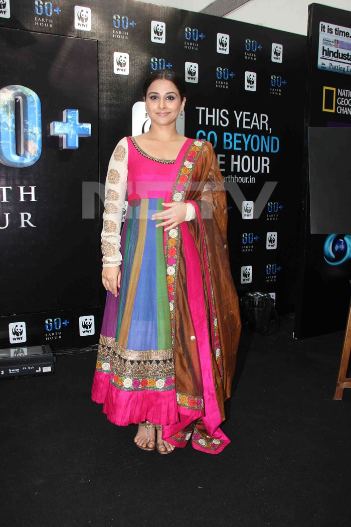 Vidya Endorses Earth Hour