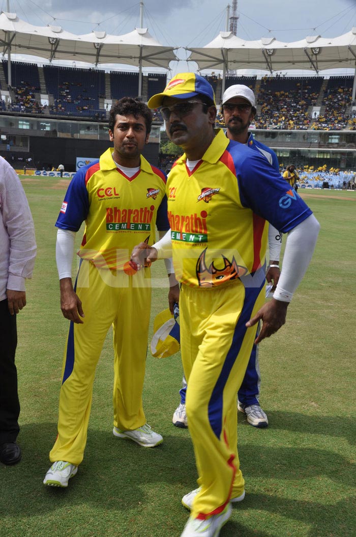 Madhavan, Suriya at Celebrity Cricket League