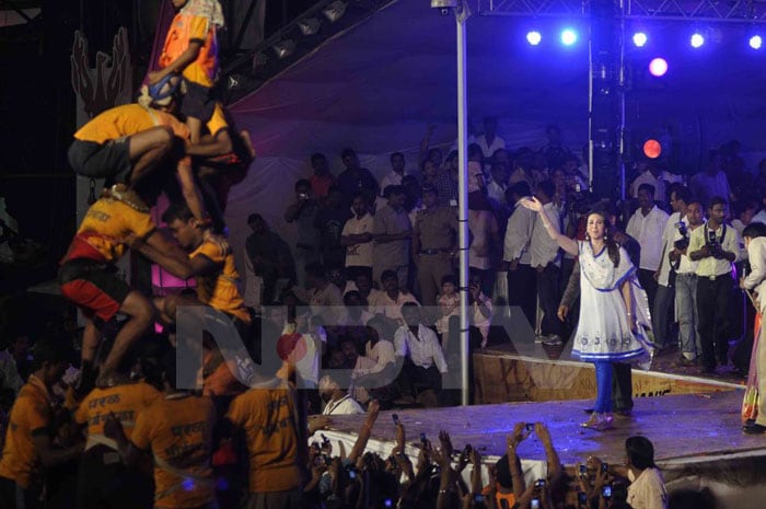 Salman, Karisma at dahi handi celebrations