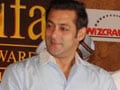 Photo : Salman promotes IIFA 2010