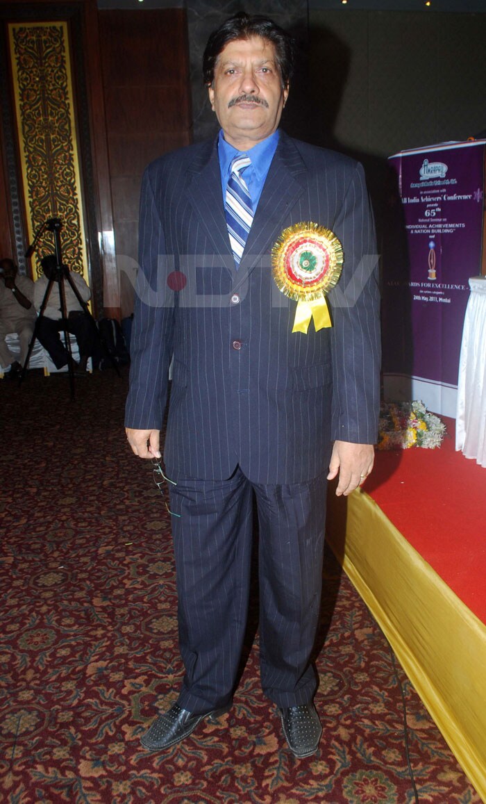 TV Stars at the \'All India Achievers Awards 2011\'