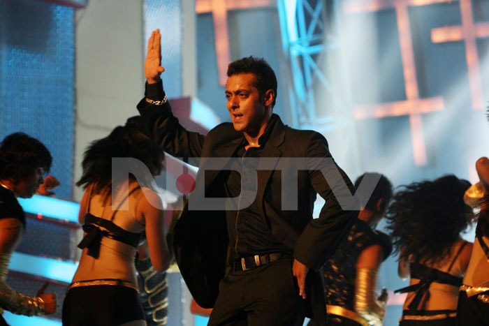 Salman Khan performs at the show.