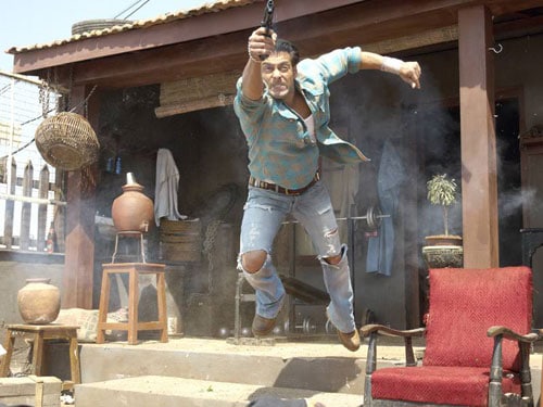 Photo : Salman back to his violent ways