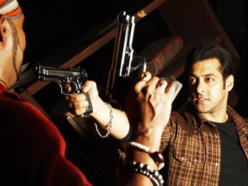 Salman back to his violent ways