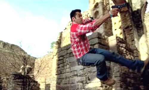 Salman back to his violent ways