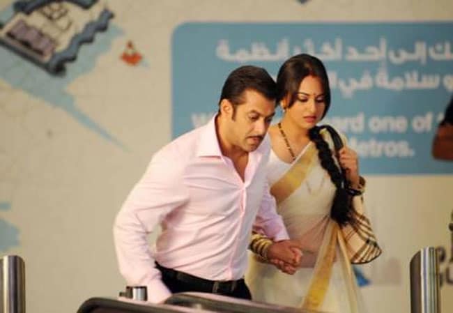 The year 2010 saw the release of his period drama <i>Veer</i>, which though spectacularly picturised, failed at the box office. In the same year Salman bounced back with the action film <i>Dabangg</i>. The film broke many records at the box office within the first week of its release. Made on a reported budget of 42 crore, the film has now collected 213 crore worldwide.