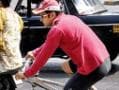 Photo : Cycling Salman Khan stalls traffic