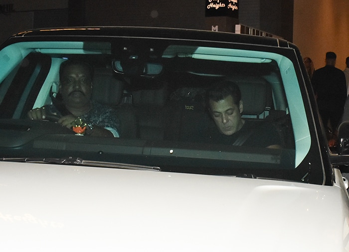 Salman And Iulia Attend Friend\'s Mother\'s Funeral
