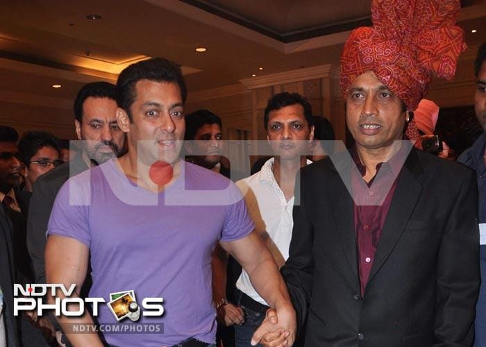 Salman Khan at Bappa Lahiri\'s wedding