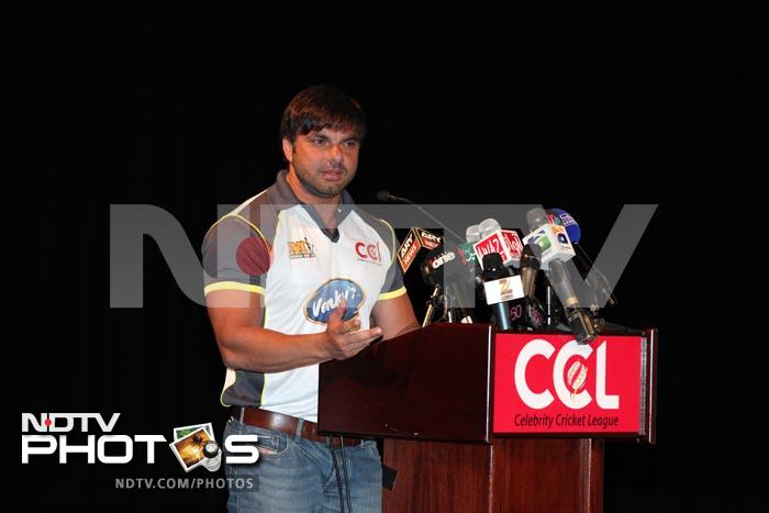 Stars promote Celebrity Cricket League