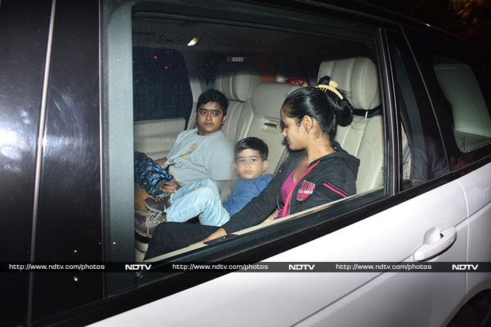 Katrina, Karan And Others Celebrate Christmas With Salman And The Khandaan