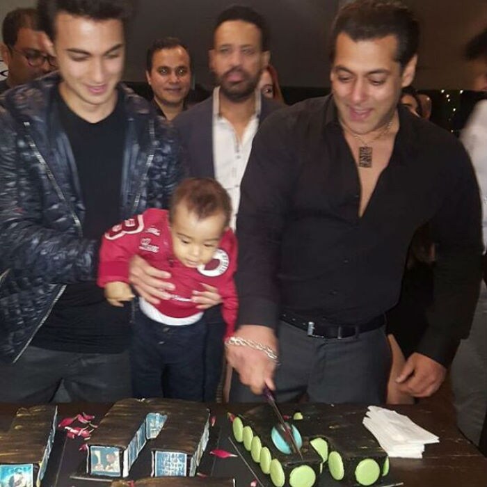 Inside Salman Khan\'s 51st Birthday Party