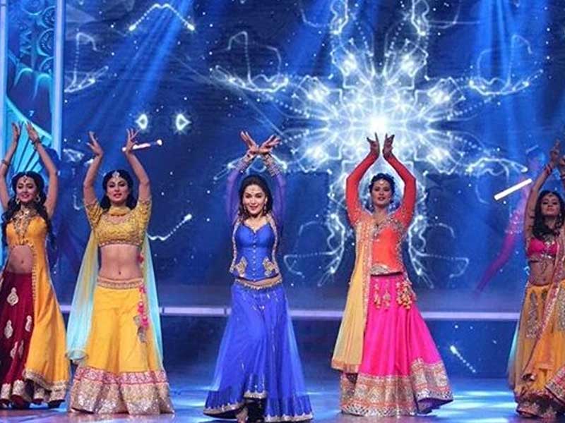 Salman, Madhuri Lead Celeb Roll Call at The Golden Petal Awards