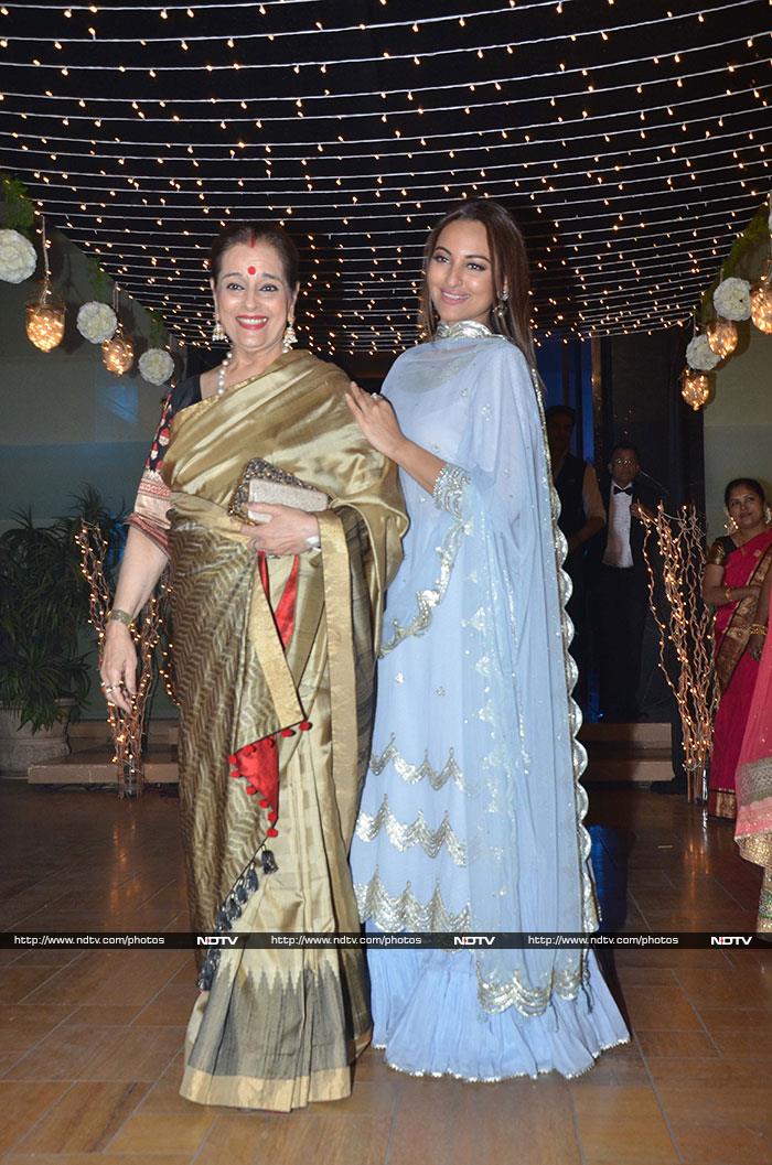Salman And Sonkashi\'s Dabangg Style At A Bollywood Wedding