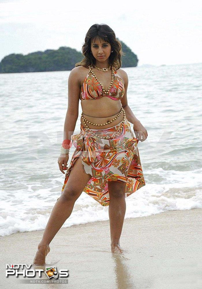 Southern Siren: Sanjana