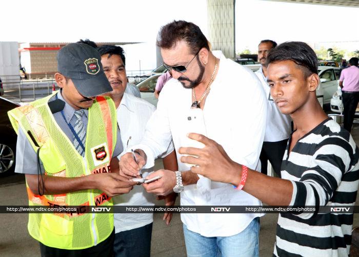 Sanjay Dutt and His Picture Perfect Family at the Airport