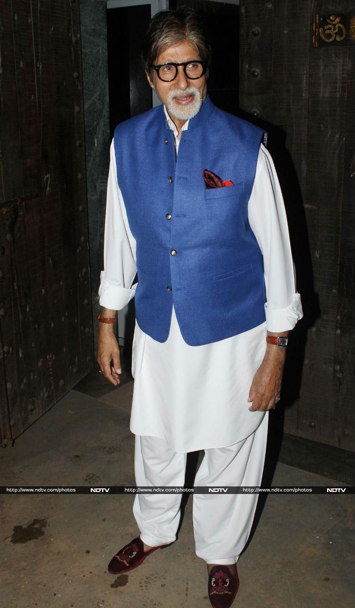 Speaking of Ranbir, the actor recently cited superstar Amitabh Bachchan as his ultimate style icon. We agree.