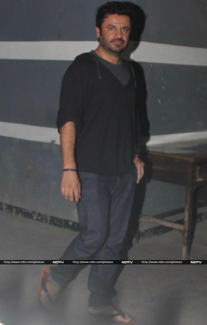 Arjun, Anshula Attend Sanjay Kapoor\'s Birthday Bash