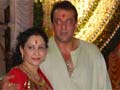 Stars at Sanjay, Manyata's <I>Mata Ki Chowki</i>