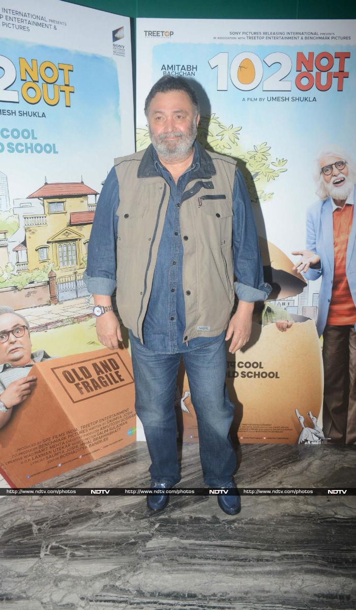 Rishi Kapoor was  photographed at the success bash of <I>102 Not Out</I>