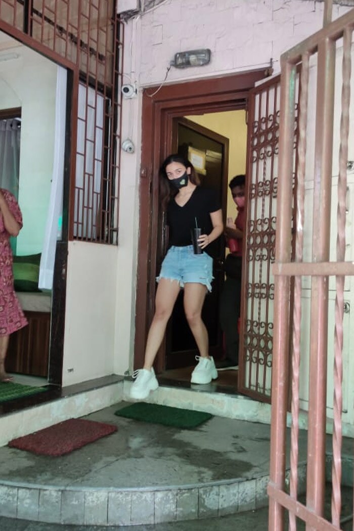 Alia Bhatt went to work on Thursday - she was spotted exiting a dubbing studio in Mumbai.