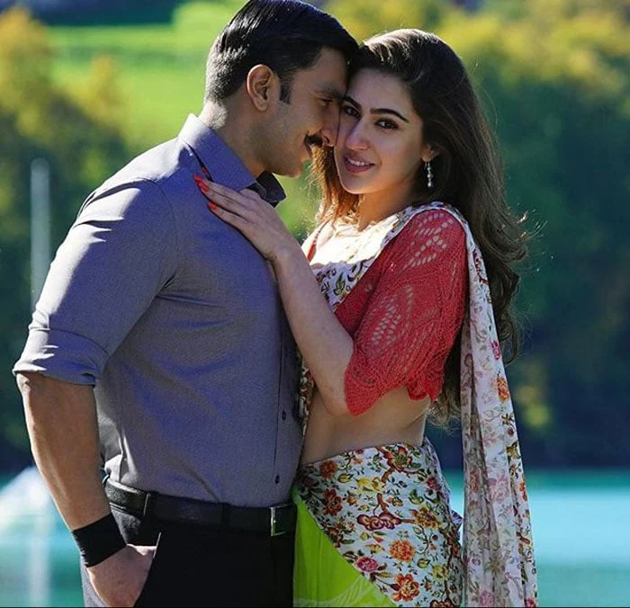 Two weeks after the release of <i>Kedarnath</i>, Sara Ali Khan was seen opposite Ranveer Singh in <i>Simmba</i>, which was one of the top earning films of the year.