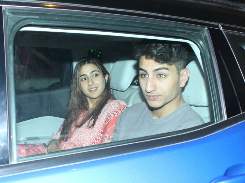 Photo : Sara Ali Khan's Day Out With Brother Ibrahim