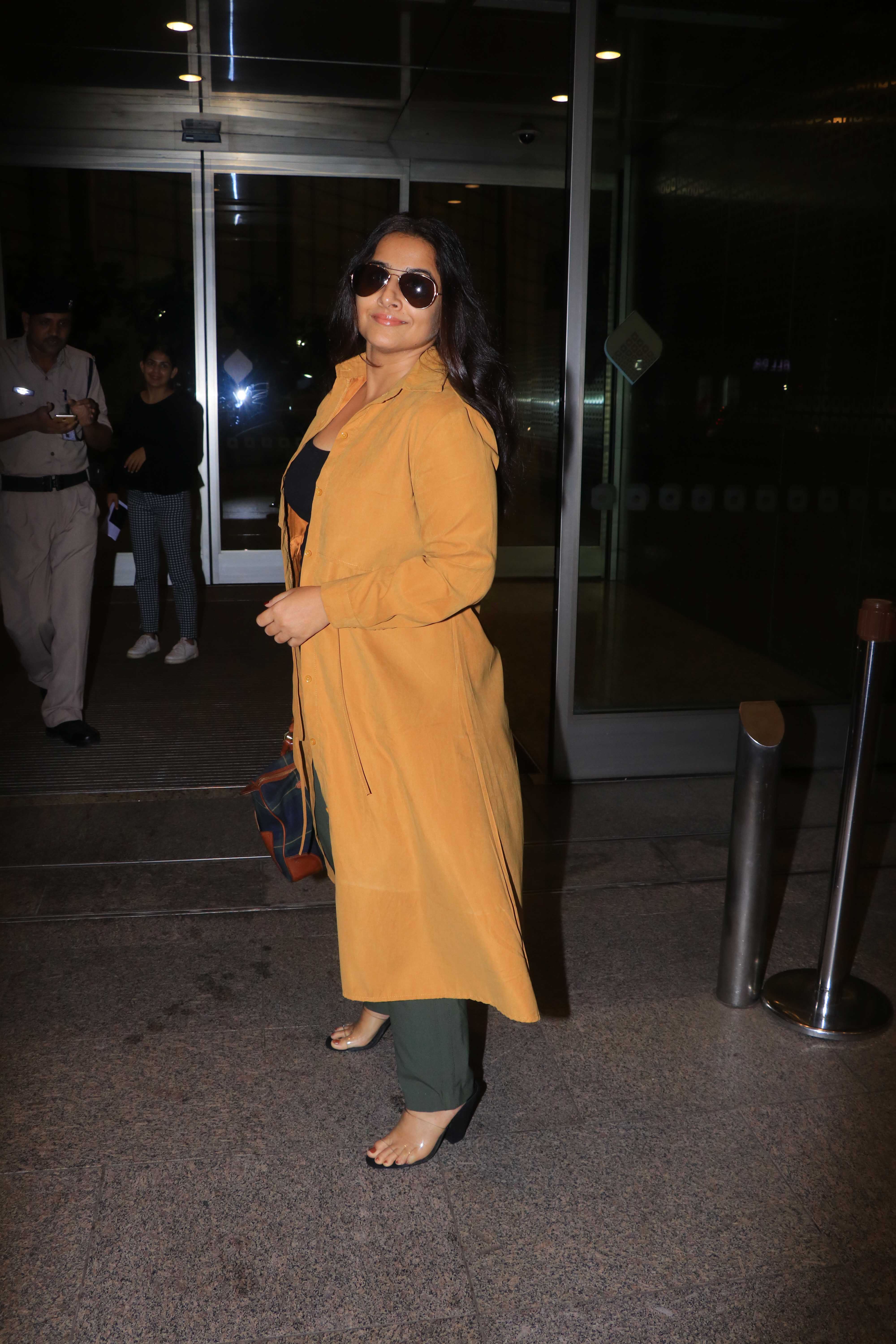 Sara Ali Khan Lights Up Mumbai Airport With Her Smile