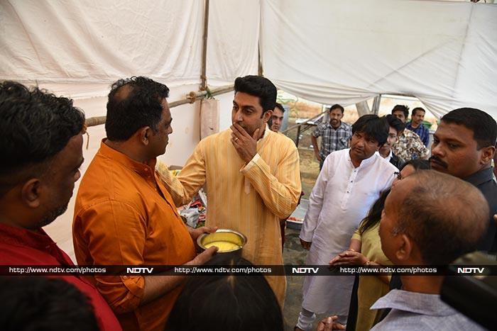 Abhishek Bachchan arrived at Anurag Basu's annual Saraswati <I>Puja</I> organised dressed in a <I>kurta</I> and <I>pyjama</I>. Abhishek will appear in  Anurag Basu's next untitled film which also stars Rajkummar Rao, Fatima Sana Shaikh, Aditya Roy Kapur, Sanya Malhotra and Pankaj Tripathi.