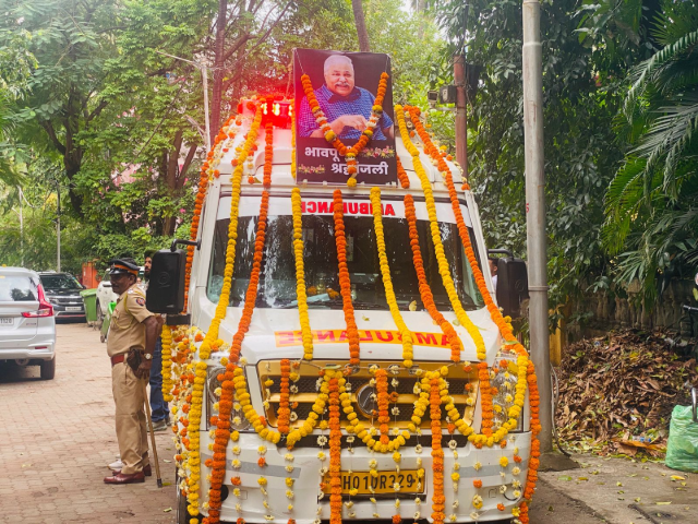 सतीश शाह के अंतिम संस्कार में पहुंचे सितारे, सारा भाई वर्सेस साराभाई की टीम दिखी इमोशनल