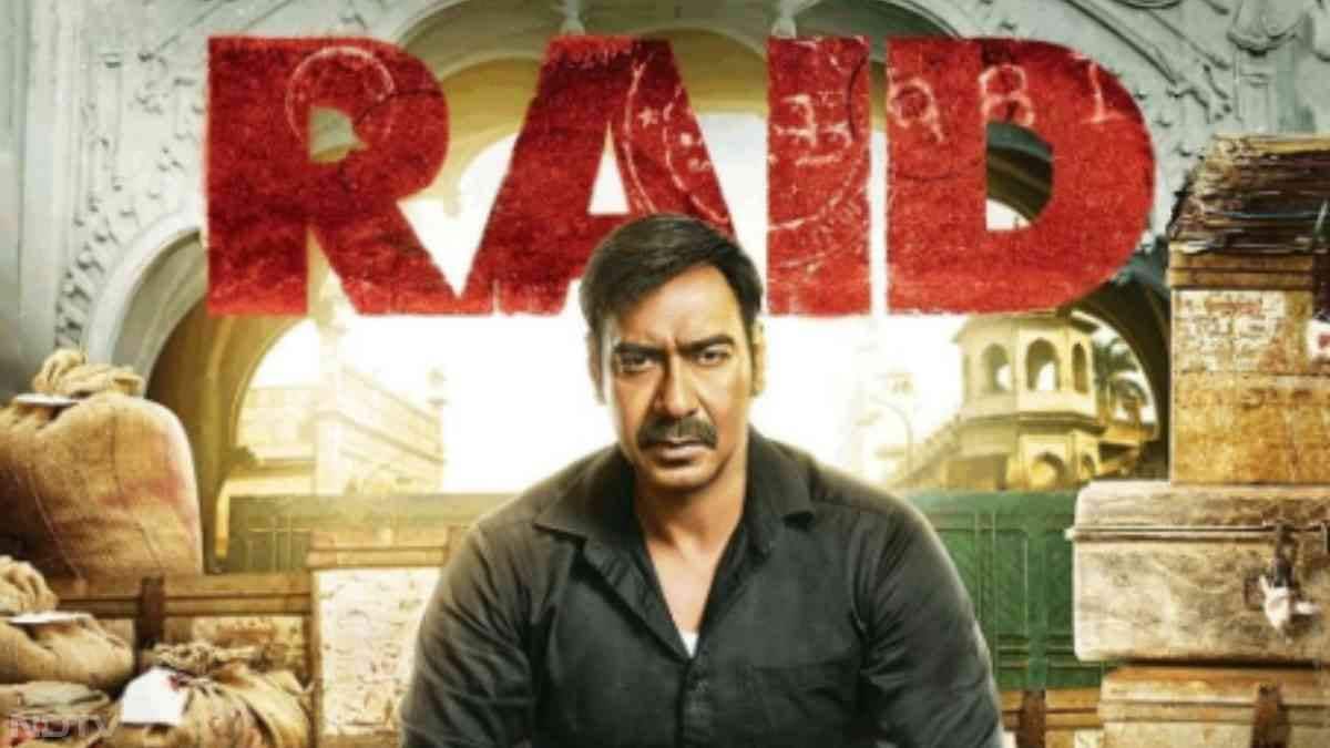 निर्देशक राज कुमार गुप्ता ने साल 2018 में रेड फिल्म बनाई, जो एक क्राइम-थ्रिलर फिल्म थी. इस फिल्म में अजय देवगन ने एक ईमानदार और निडर इनकम टैक्स ऑफिसर का रोल निभाया था. उनका यह रोल लखनऊ के IRS अधिकारी शारदा प्रसाद पांडे की असली जिंदगी से प्रेरित था. फिल्म की कहानी साल 1981 की एक सच्ची घटना पर आधारित है, जब कांग्रेस विधायक सरदार इंदर सिंह के यहां देश की सबसे बड़ी और मशहूर इनकम टैक्स रेड पड़ी थी.
