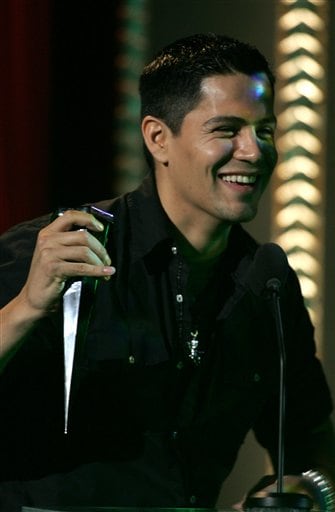 Jay Hernandez, director of Hostel, accepts the award Most Memorable Mutilation for an eye removal scene during the first ever Spike TV Scream Awards at the Pantages Theatre in Los Angeles.