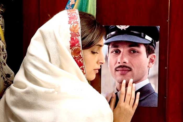 <b><i>Mausam</i></b><br>
Last week there were dark stormy clouds surrounding <i>Mausam</i>'s release. Overnight the weather flipped from overcast to bright and sunny, perfect for the film's release this Friday, September 23. <br>
With the recent controversy over its action scenes adding to the hype, the film is more likely to score than not.