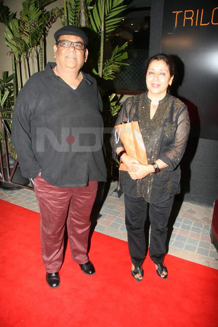 Rekha, Big B at Shabana's birthday gala