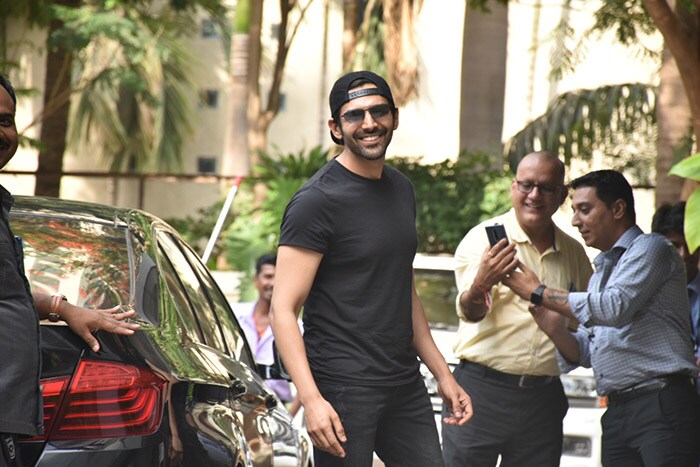 Kartik Aaryan was spotted in Anand L Rai's office. 
Aditya Roy Kapur: Aditya Roy Kapur sported a maroon tee with a pair of distressed denims.