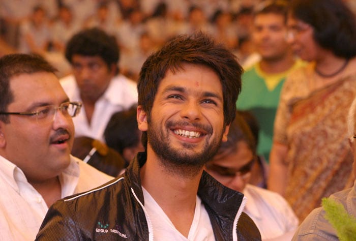 The young Bollywood heartthrob came visiting the Gyan Bharti, the school he attended when he was living in the capital. Students of all ages were eagerly waiting to catch a glimpse of their favourite actor. (Photo & Text: IANS)