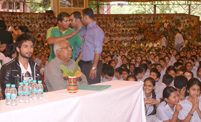 "Today is my holiday but I wanted to see Shahid Bhaiya. He is my favourite actor and it's not every day that Shahid comes to our school," a thrilled 11-year-old Anush Verma said. 
<BR><BR>
Geetika Chauhan, 10, told IANS: "I would have slept till late but I was told that Shahid was coming. I love him so much." (Photo & Text: IANS)