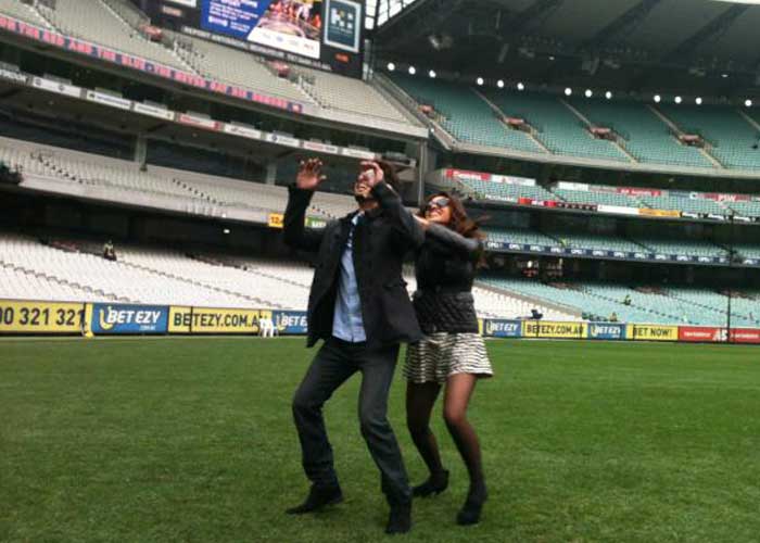 Shahid and Priyanka play ball in Melbourne