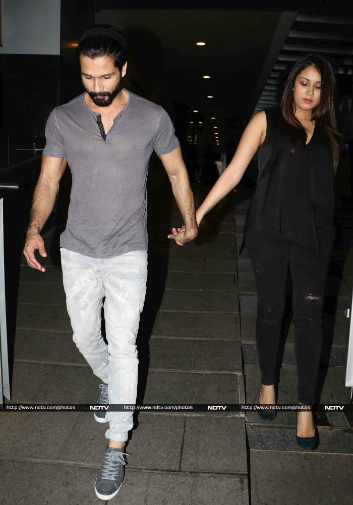 Shahid Kapoor, Mira Rajput Go For A Dinner Date. Hand In Hand