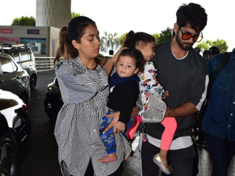 <I>Hum Saath Saath Hai</i>: Mira, Shahid, Misha And Zain Fly Off To Singapore
