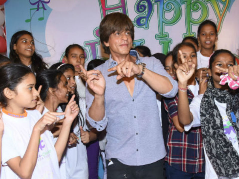 Shah Rukh Khan's 'Special' Dance With Kids