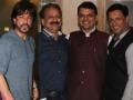 Photo : मधुर भंडारकर की पार्टी में पहुंचे शाहरुख, देवेंद्र फडणवीस और बाबा सिद्दिकी