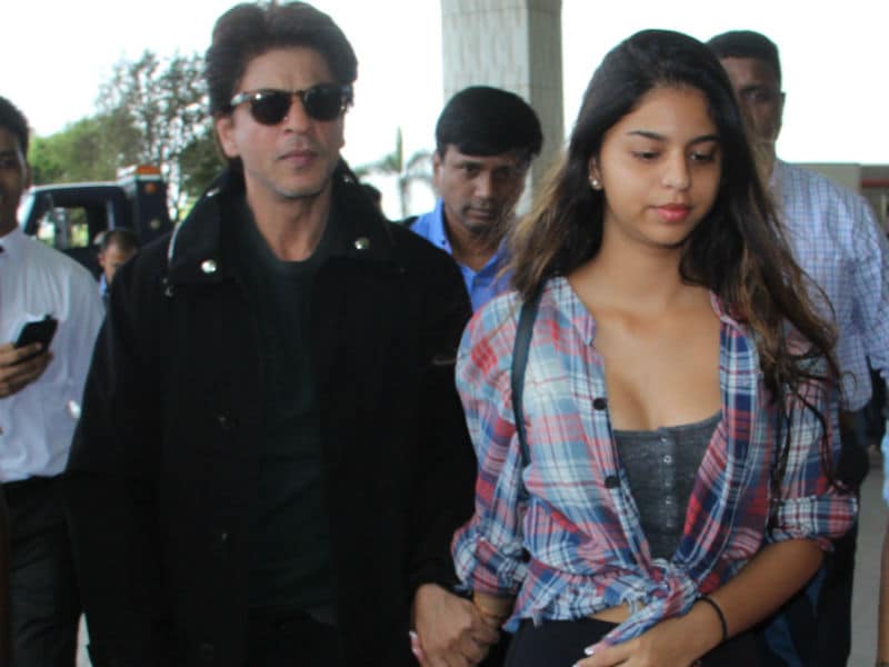 Photo : Shah Rukh And Suhana Prove That The Khans Fly In Style