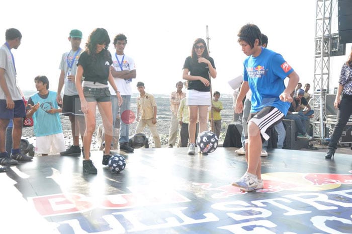 Sherlyn Chopra and Pooja Chopra at Red Bull Free Style event